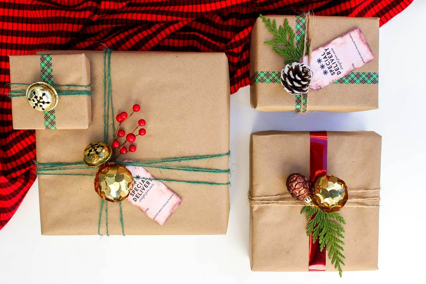 4 Easy Christmas Gift Wrapping, DIY Gift Packing Idea